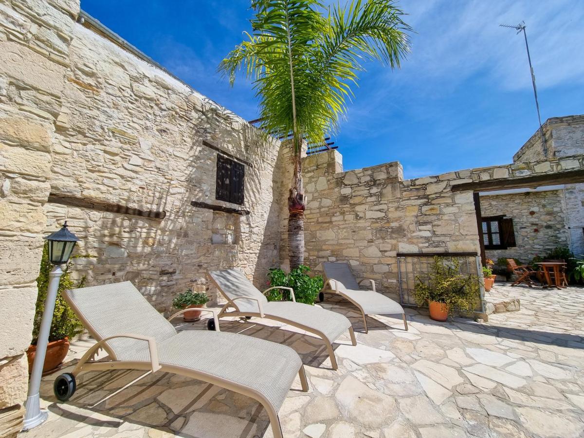 Poseidon'S Pool Paradise Skarinou Zewnętrze zdjęcie